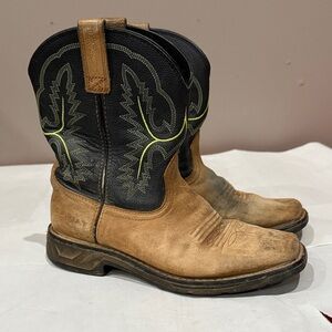Ariat Kids Boots in Black and Tan